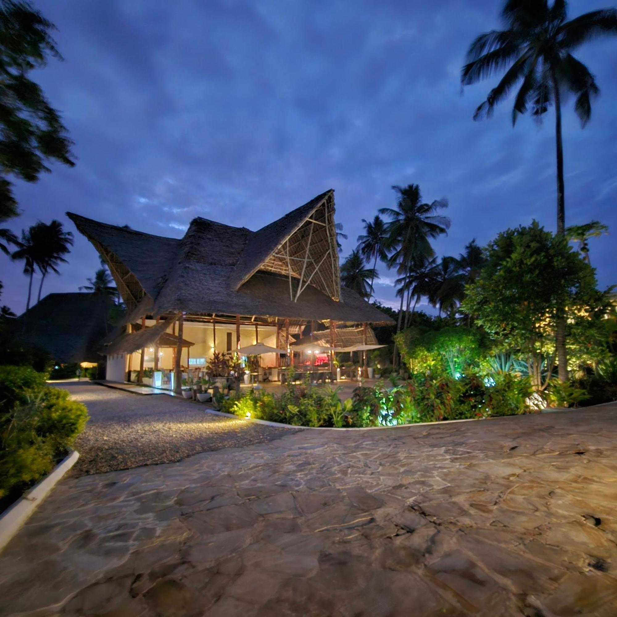 Курортный комплекс Maharaja Boutique Zanzibar 5*